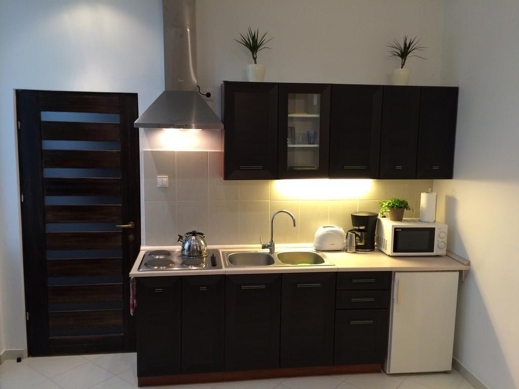 Central King Apartment Budapest Room photo