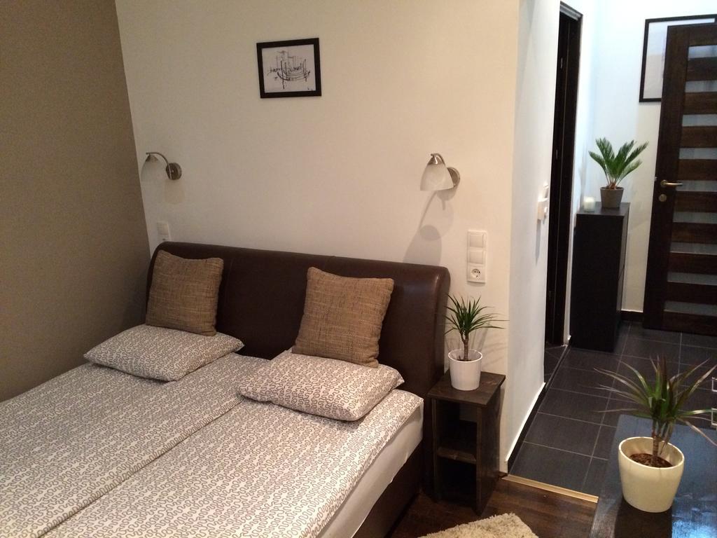 Central King Apartment Budapest Room photo