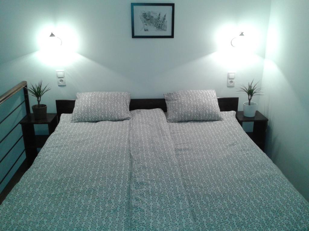Central King Apartment Budapest Room photo